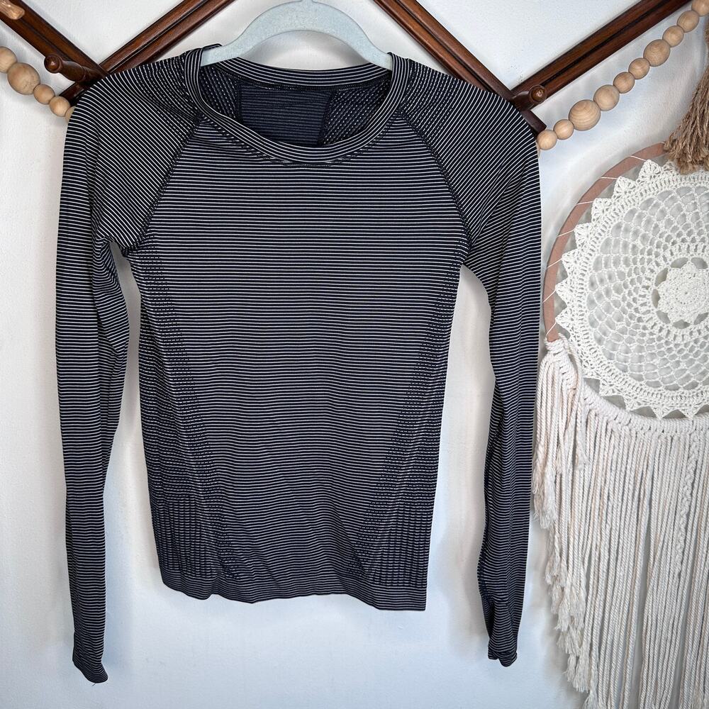 Athleta Momentum Black White Stripe Long Sleeve Athletic Top